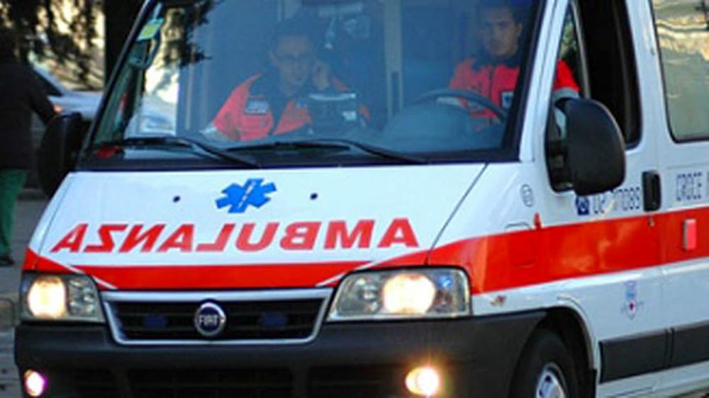 Incidente stradale sulla SS7 nei pressi di Miglionico, donna trasportata in codice rosso in eliambulanza al “San Carlo”