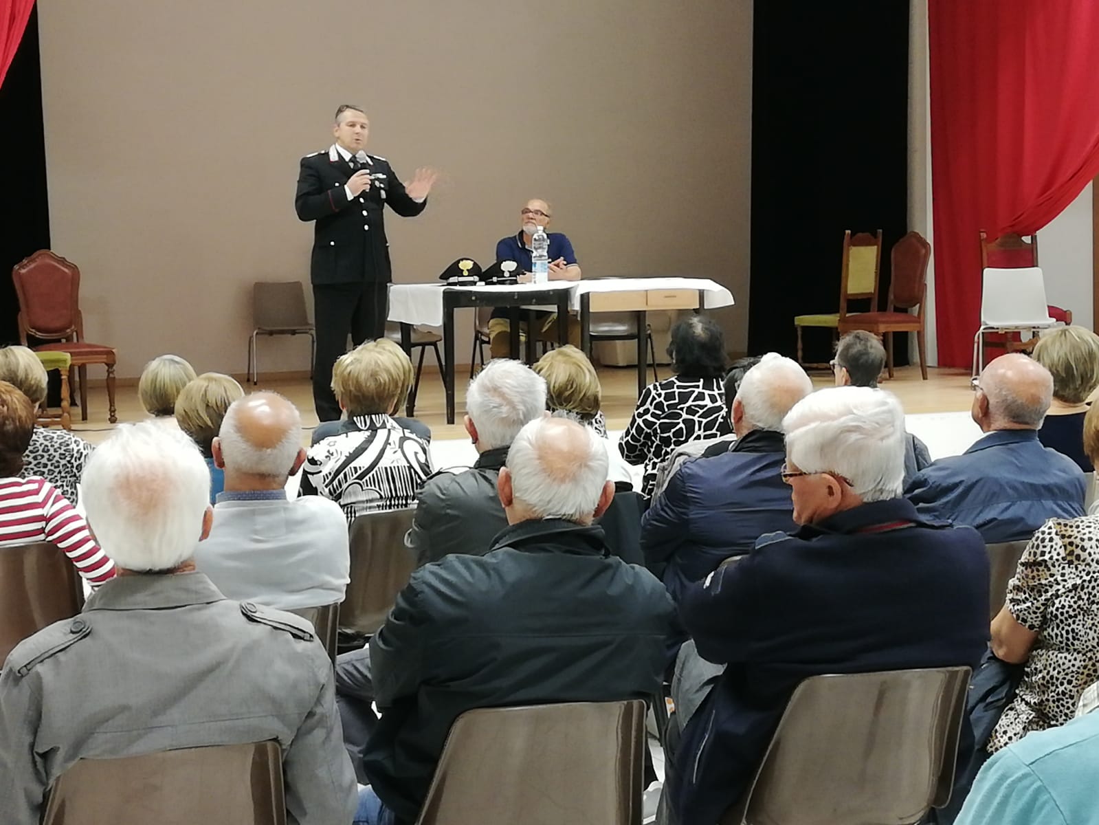 A Matera un incontro sulle truffe agli anziani: i consigli dell’Arma dei Carabinieri