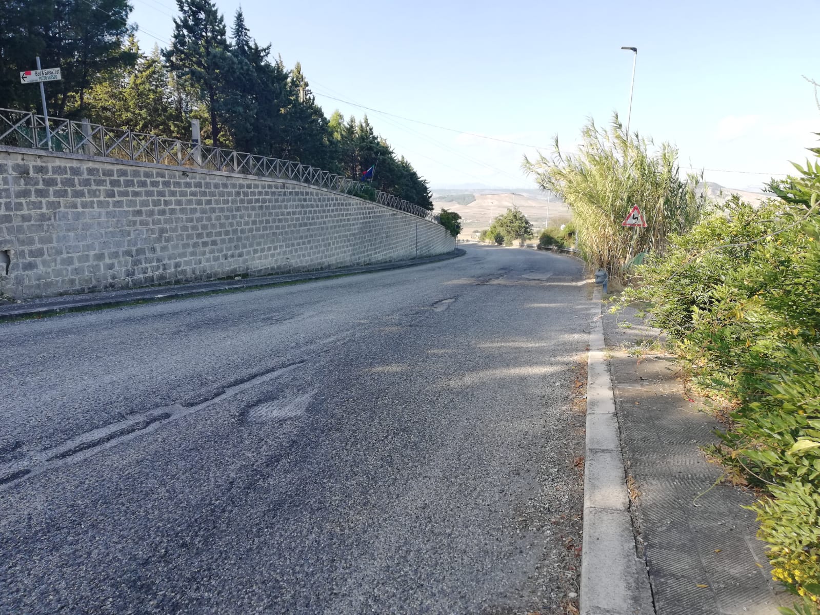 Aia del Cavallo, il Comune asfalta un tratto di strada nell’attesa dell’intervento complessivo di riqualificazione