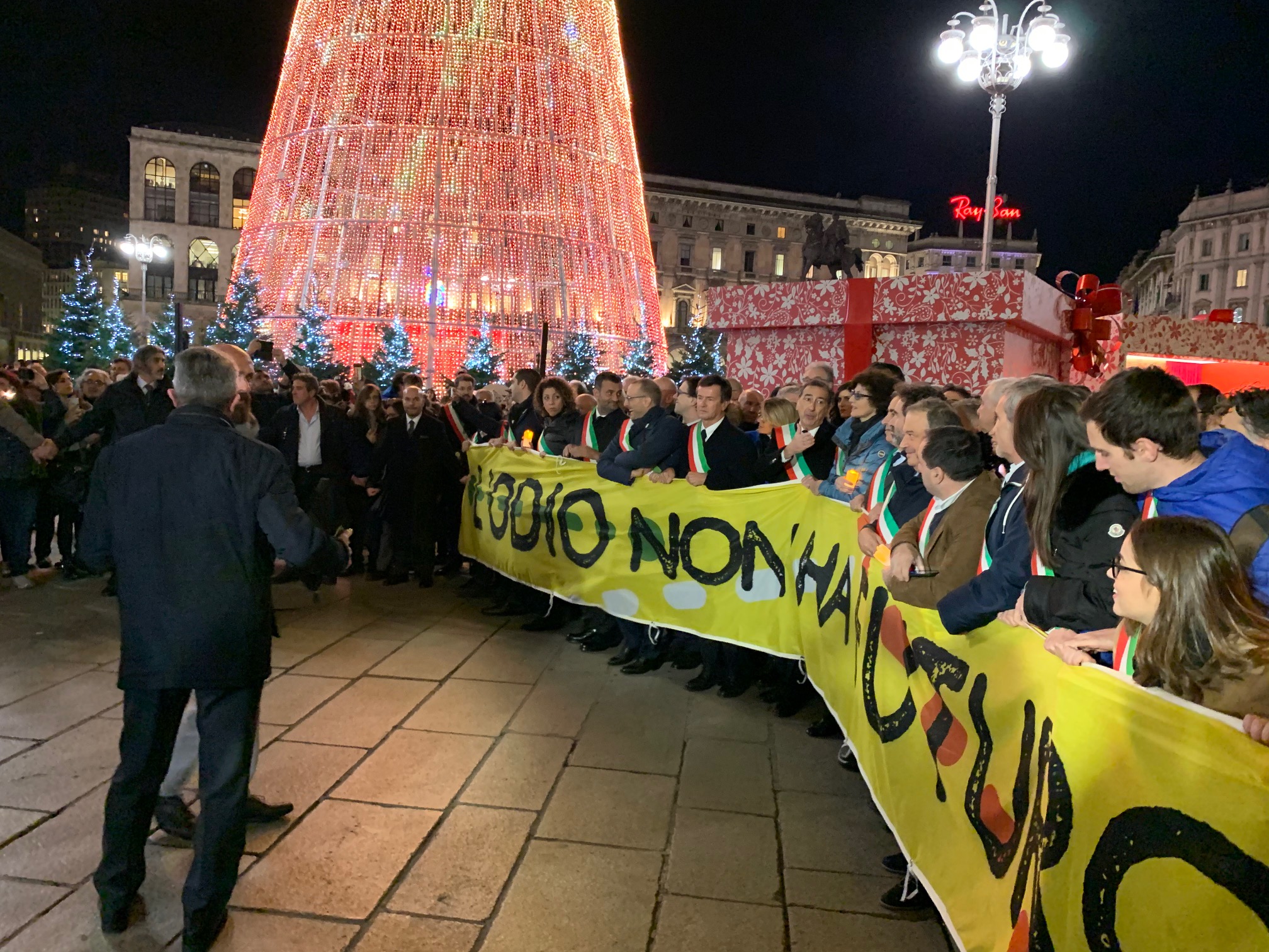 ﻿Il Sindaco di Matera a Milano per manifestare solidarietà alla Senatrice Segre