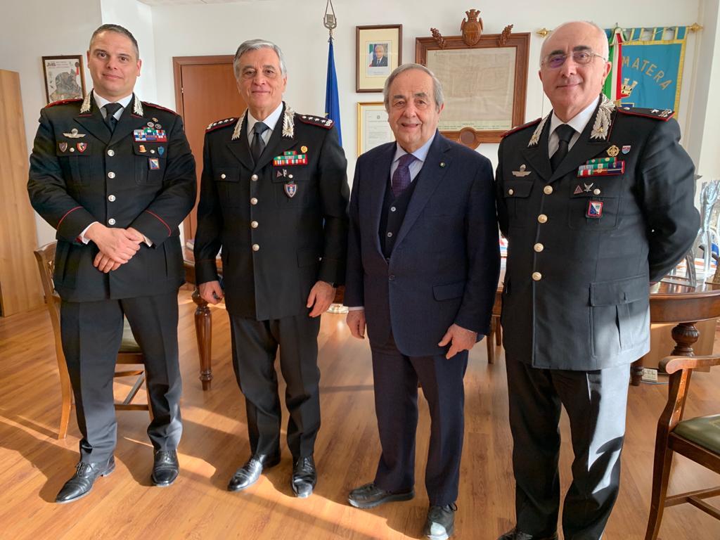 Matera: visita del Generale di Corpo d’Armata Vittorio Tomasone, Comandante interregionale Carabinieri “Ogaden, al Comando provinciale