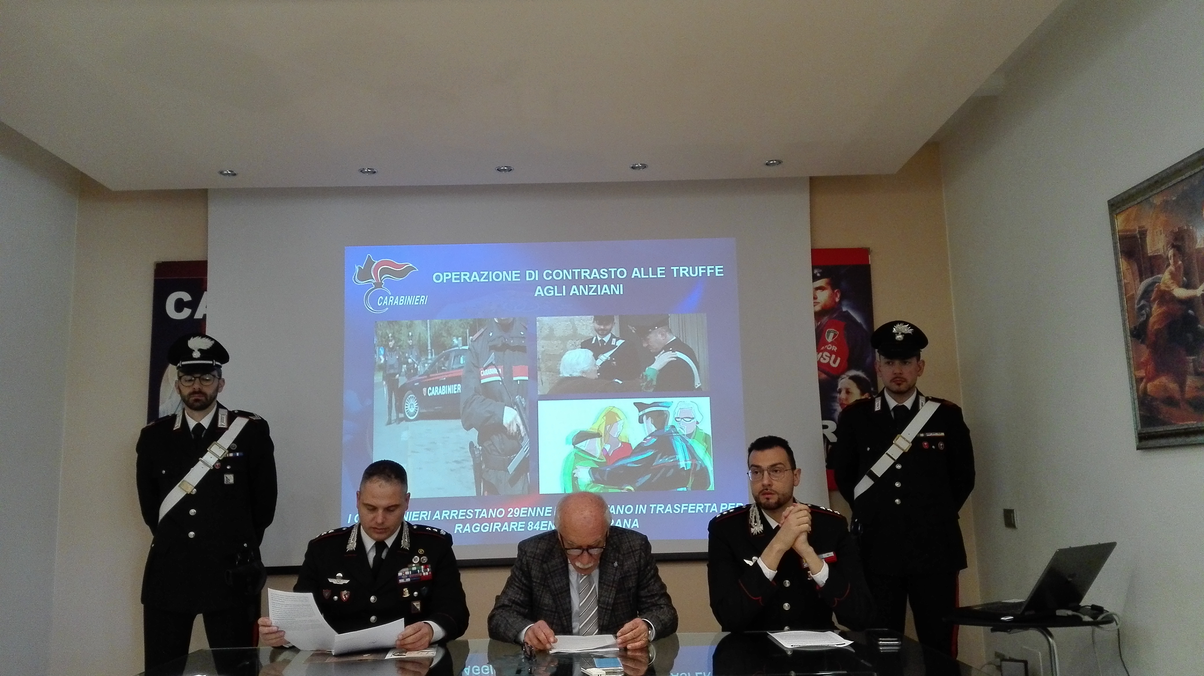 Ecco l’identikit dei professionisti delle truffe. Un 29enne di Scampia arrestato dai Carabinieri, la vittima è una 84enne di Matera