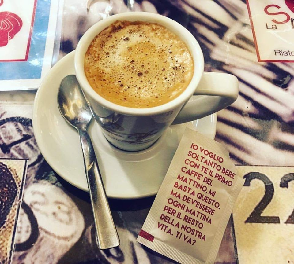 Storie d’amore nate con i libri: “Il primo caffè del mattino” di Diego Galdino diventa una bomboniera