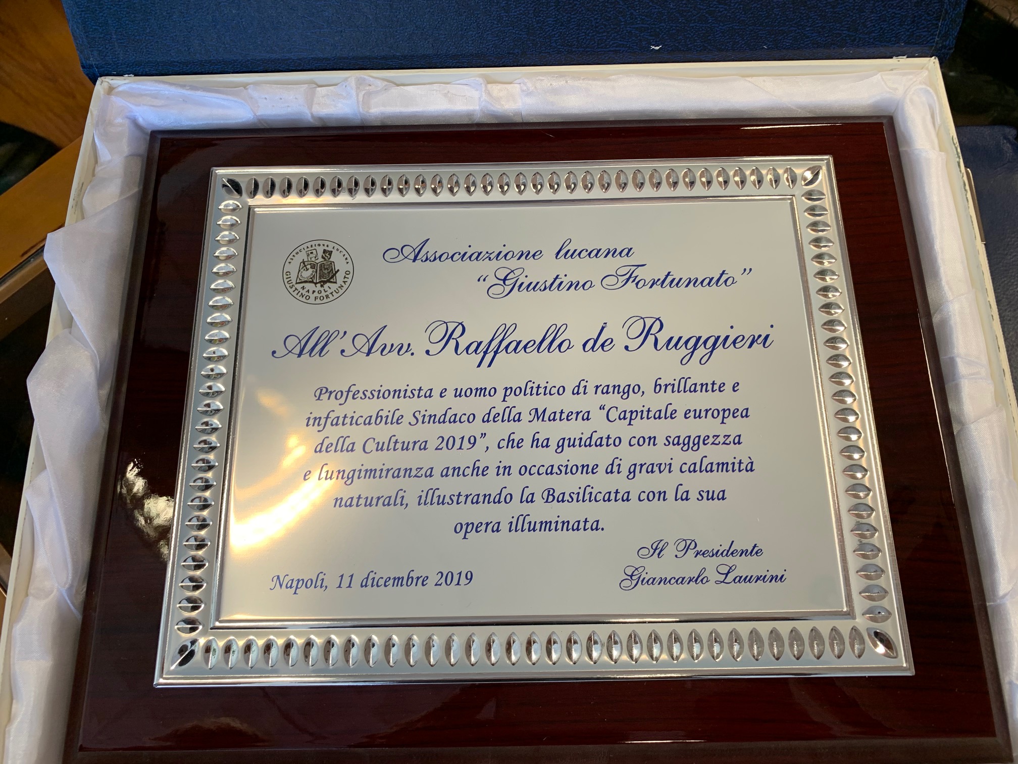 Il Sindaco de Ruggieri premiato dall’Associazione lucana “G. Fortunato”