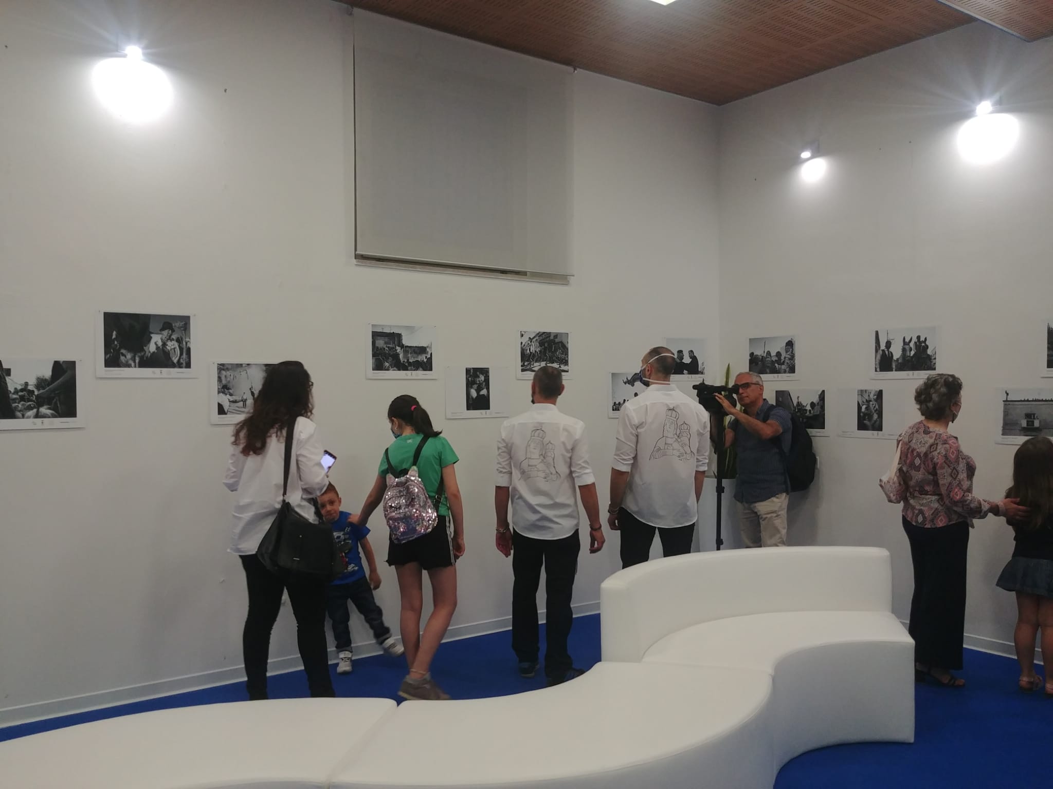 Matera, inaugurata la mostra fotografica “Festa della Bruna… gli sguardi” di Lorenzo Sisti