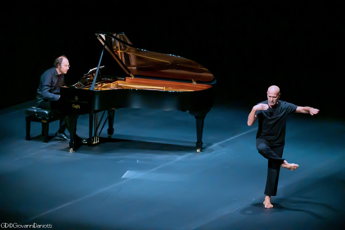 Matera 2019, Virgilio Sieni a Venosa e Montescaglioso con “Solo Goldberg Variations” per il Festival “So Far So Close”