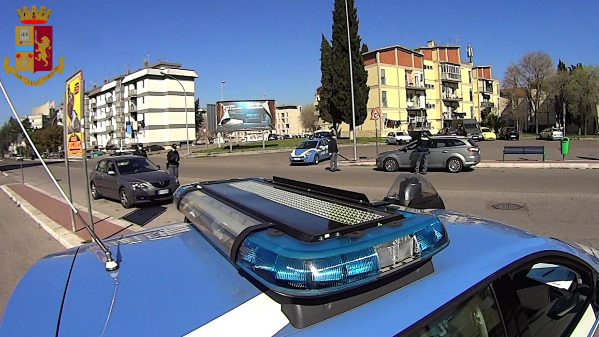 Controlli della Polizia: 5 persone denunciate e 2 attività commerciali sanzionate a Matera e Montescaglioso