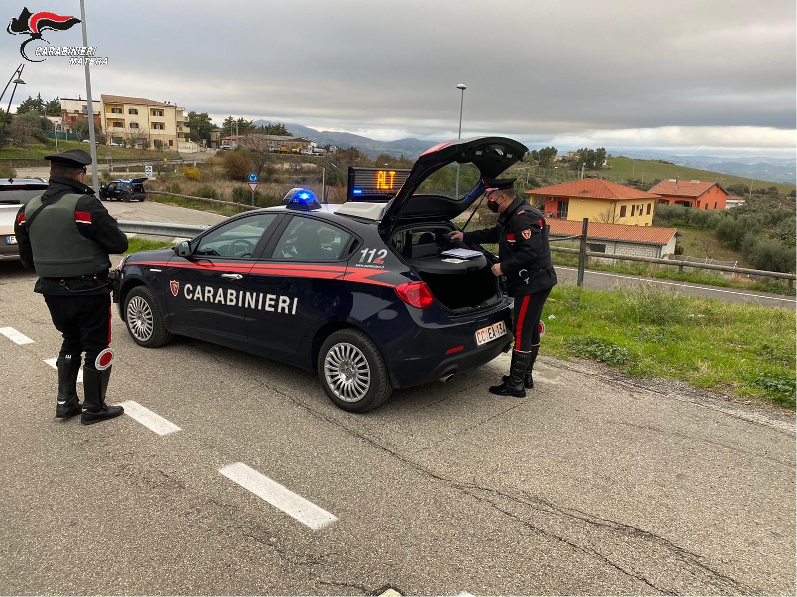Policoro: una donna alla guida sotto l’effetto dell’alcol e un 49enne rifiuta di sottoporsi all’alcoltest. Denunciati dai Carabinieri