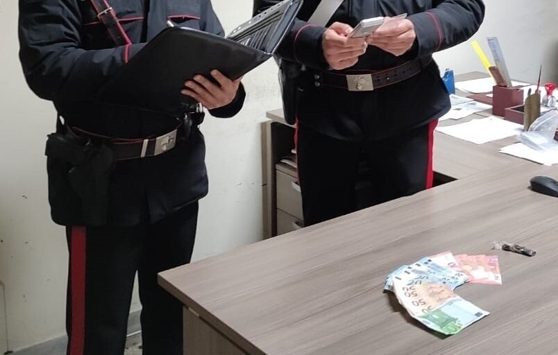 Gorgoglione, due pusher ventenni arrestati dai Carabinieri