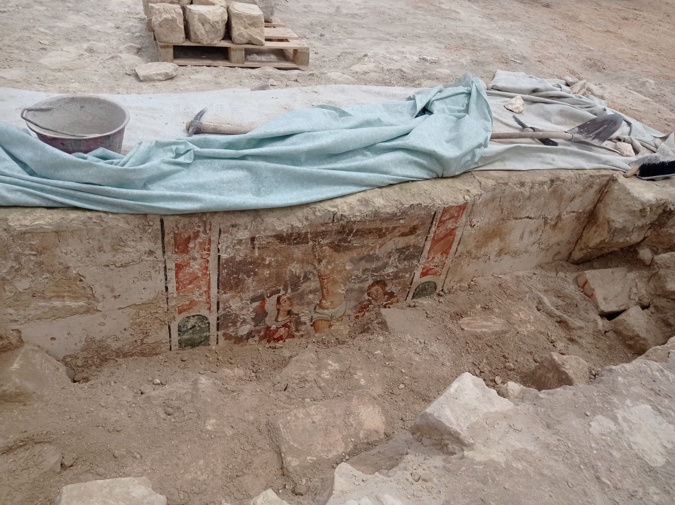 Matera, nuovi ritrovamenti nei rioni sassi: nell’area di Porta Pistola viene alla luce un edificio sacro