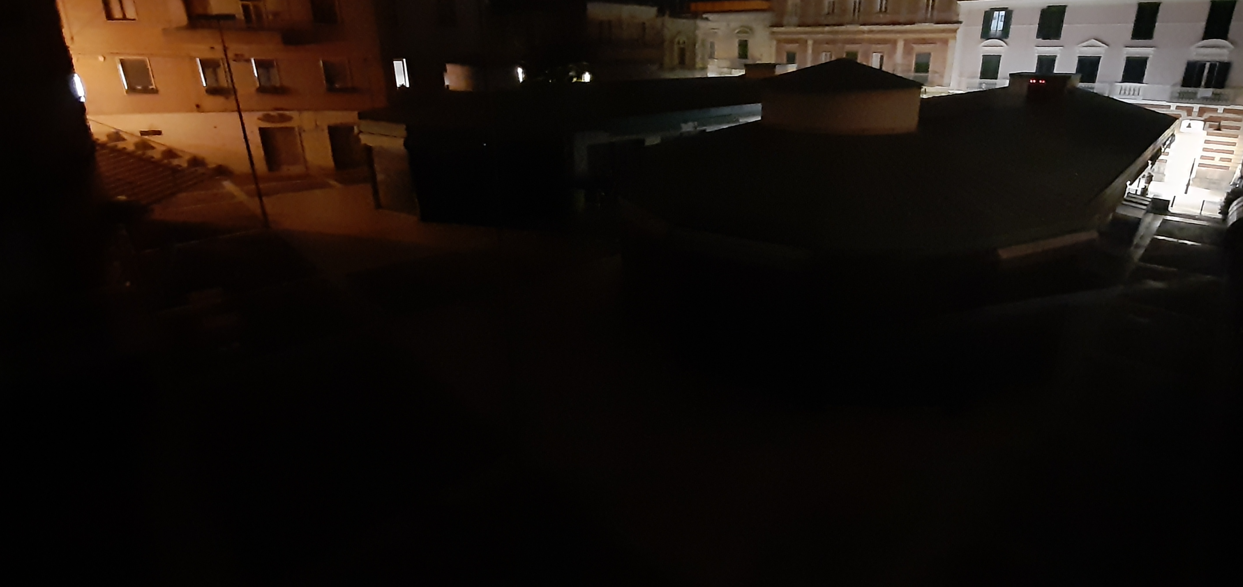 Matera, piazza Ascanio Persio al buio da giorni
