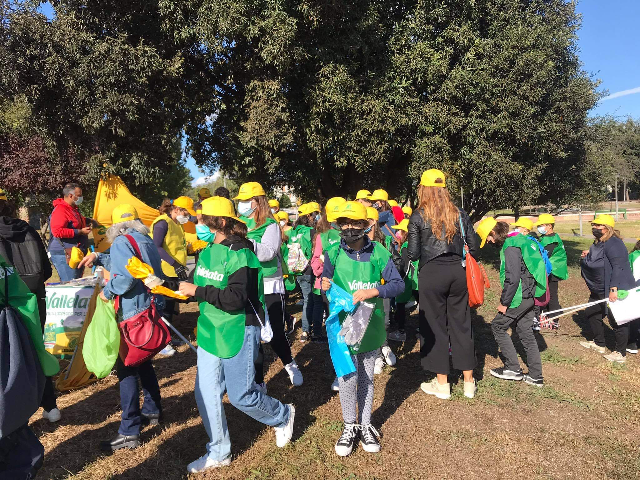 Policoro, “Puliamo il tuo parco!”: coinvolti gli studenti dell’Istituto Comprensivo Giovanni Paolo II
