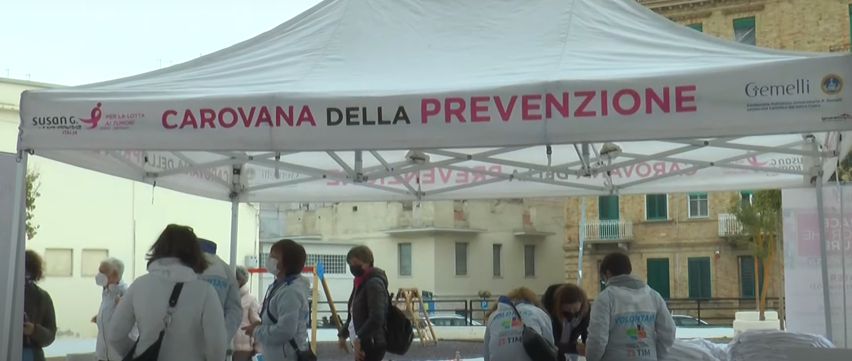 Ritorna  la Carovana della Prevenzione di Komen Italia in Basilicata in attesa della Race for the cure  2023 che si terrà a Matera dal 29 settembre al primo ottobre