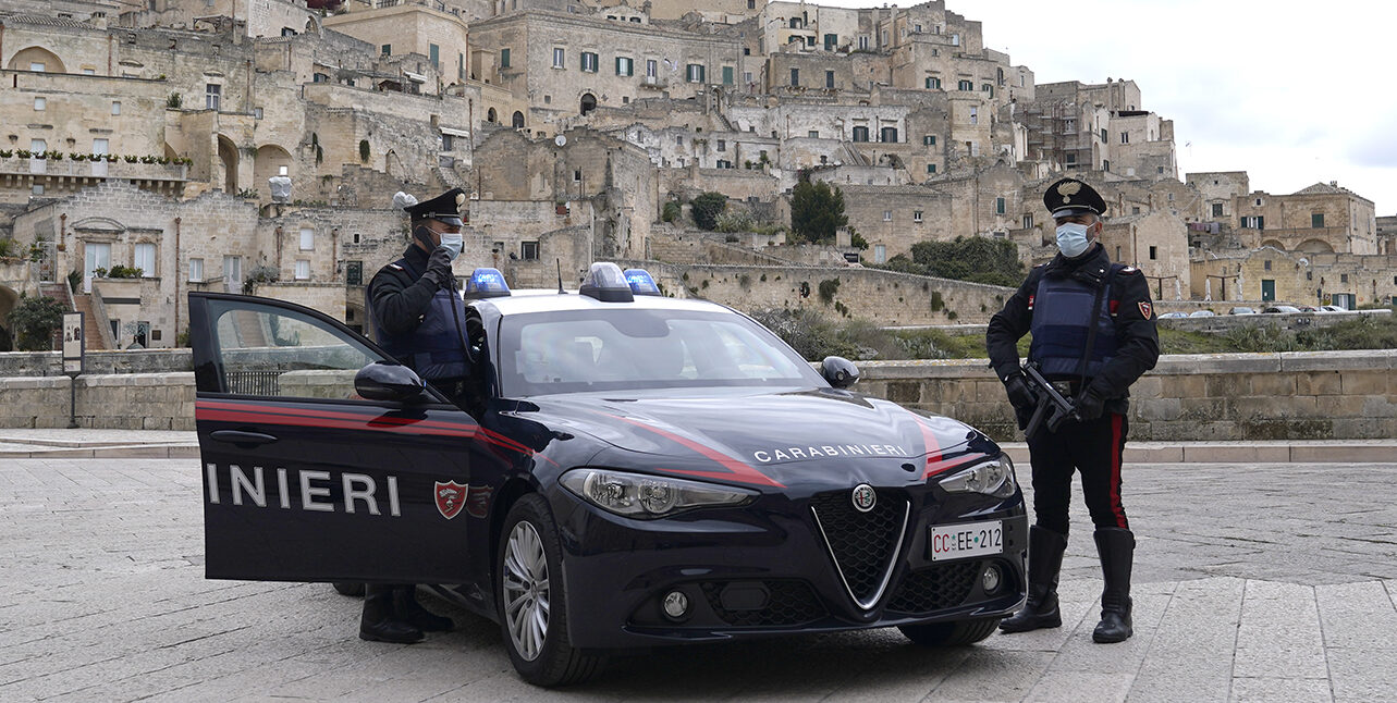 Cocaina nascosta sotto il sedile dell’auto, 50enne di Matera arrestato dai Carabinieri