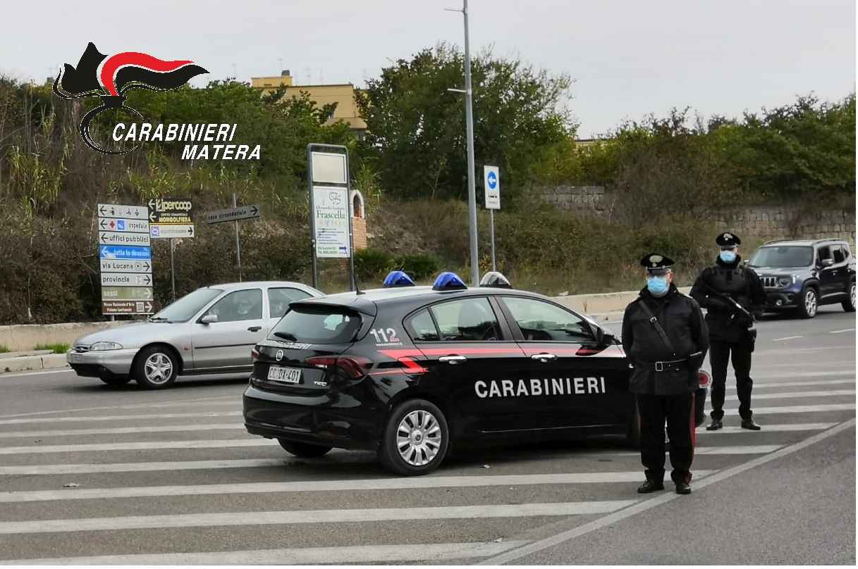 A Miglionico un 19enne picchia i genitori, a Matera atti persecutori di un 45enne nei confronti della moglie: due arresti dei Carabinieri