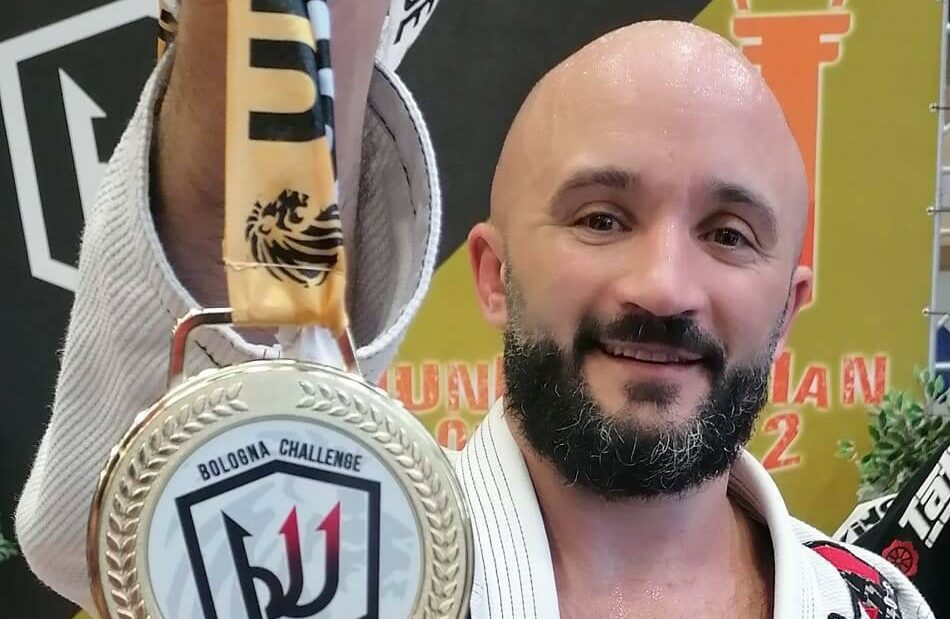 Bologna Jiu Jitsu Challenge, oro in categoria e argento negli assoluti per il veterano Massimiliano Monaco del Budo Clan dell’asd Accademia delle Arti Marziali e Sport da Combattimento di Potenza