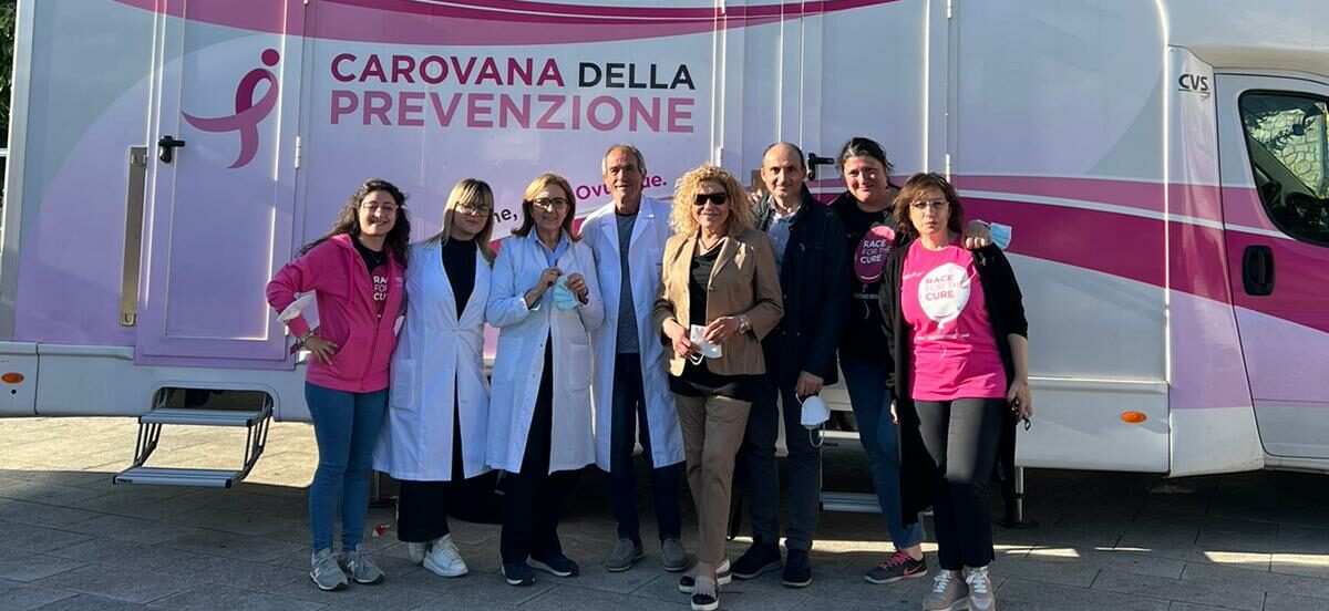 Grande successo per la Carovana della prevenzione di Komen Italia in Basilicata in attesa della Race 2022 che si terrà a Matera dal 30 settembre al 2 ottobre