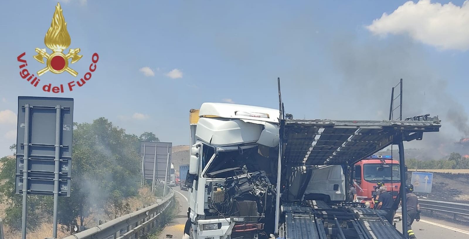 Incidente tra due mezzi pesanti sulla Matera-Ferrandina: due morti