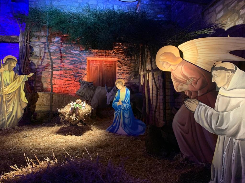 Il Natale di Guardia Perticara in un percorso illuminotecnico e scenografico