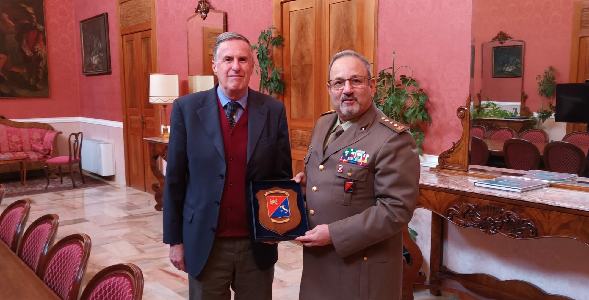 Il prefetto di Matera incontra il Col. Ferraro, Comandante Militare Esercito “Basilicata”