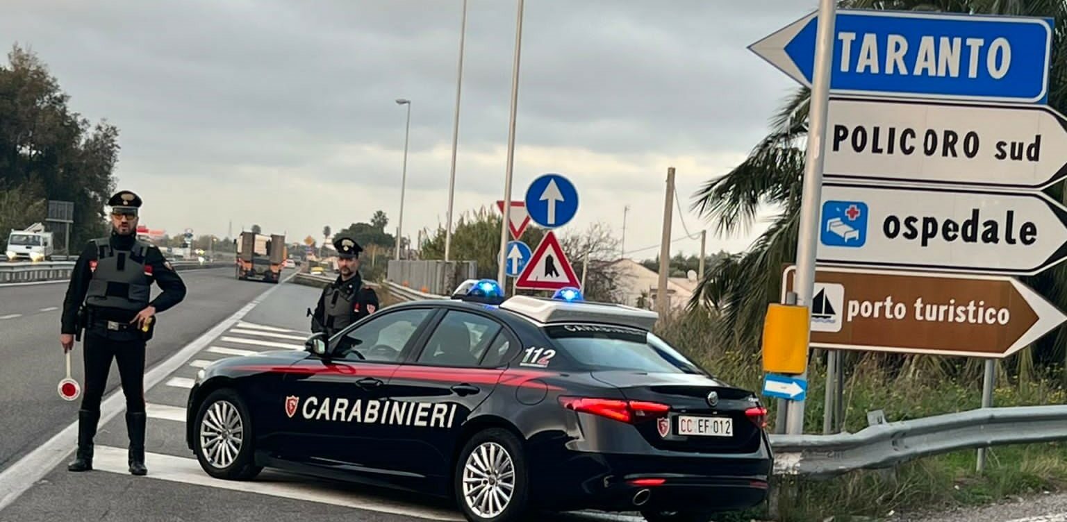 Policoro, controlli da parte dei Carabinieri: in poco più di un mese riscontrate 184 violazioni e decurtati 793 punti della patente