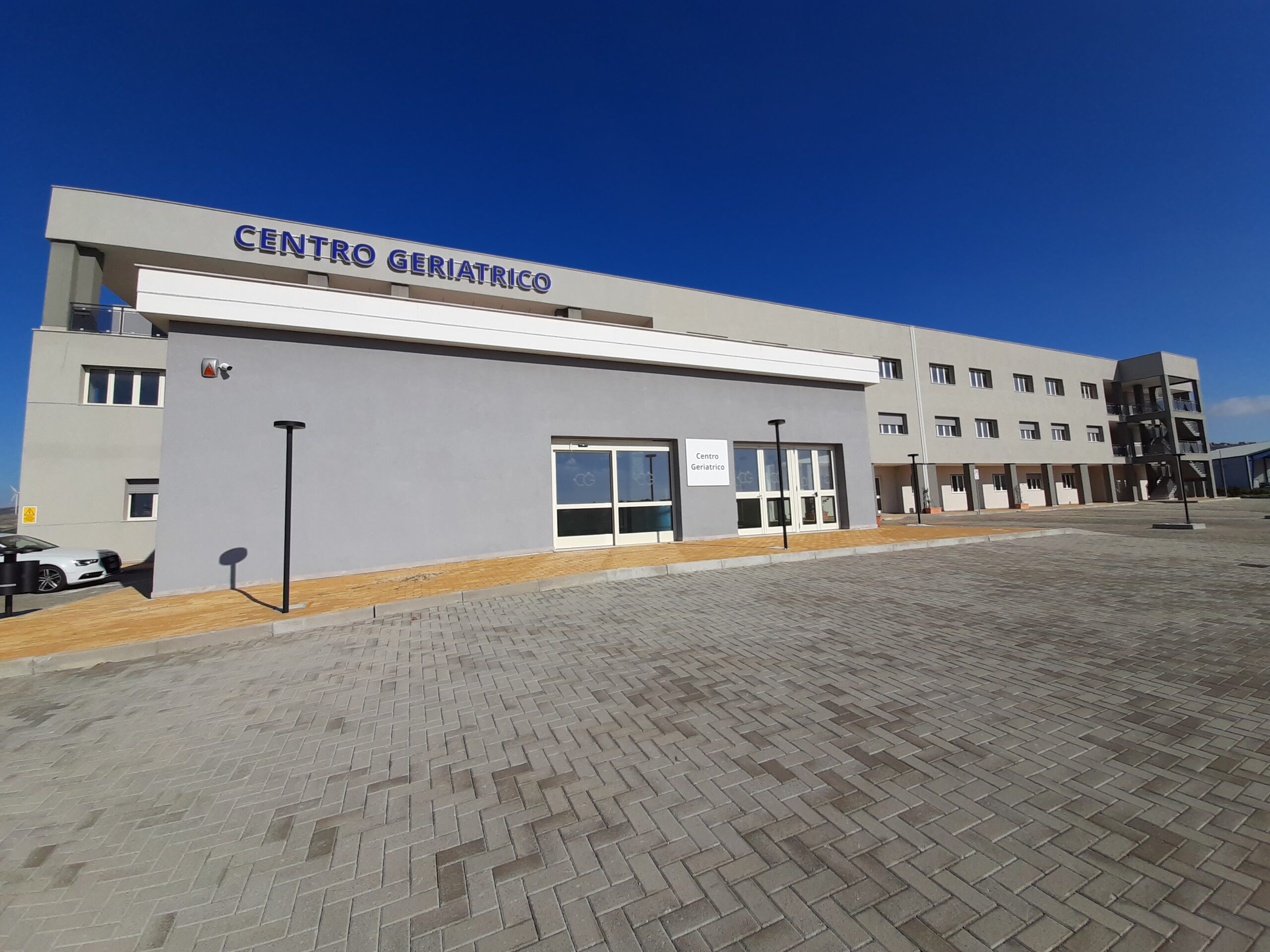 Matera, senza l’accreditamento della Regione rischia di chiudere il Centro Geriatrico del San Raffaele. Disagi per i familiari dei pazienti e per i dipendenti