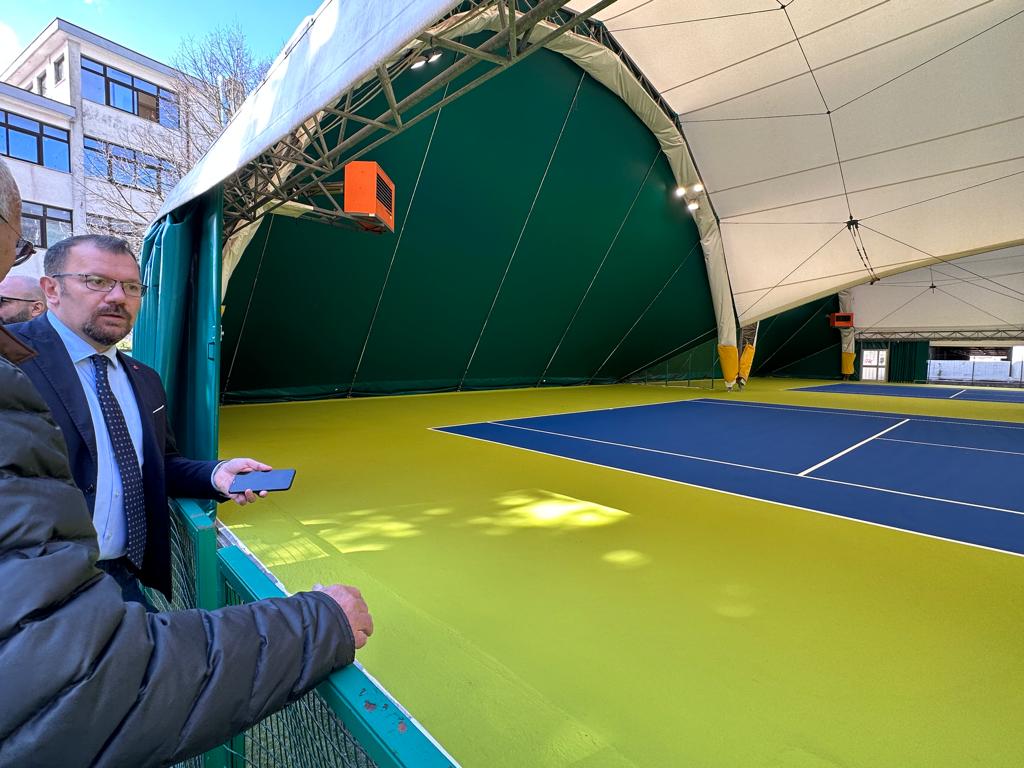 Nuovi campi sportivi comunali coperti al Circolo tennis di Matera, domani l’inaugurazione