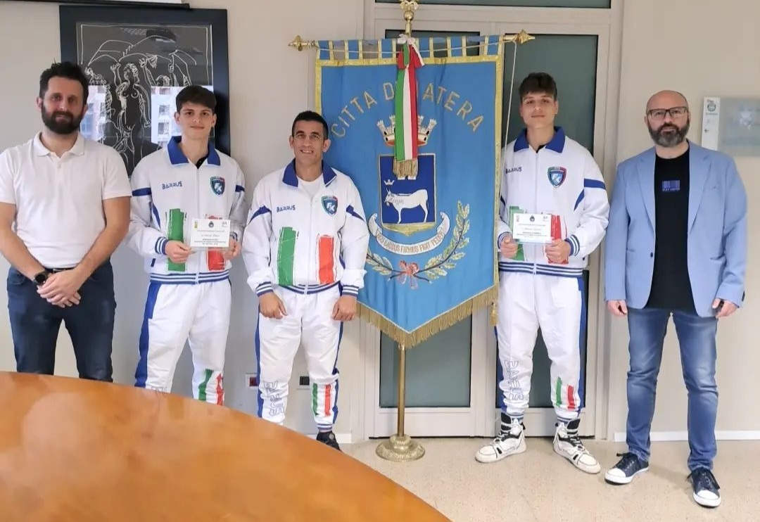 Matera: riconoscimento per Gabriel Bozza e Lorenzo Zaccaro, gli atleti della Dynamic Center saliti sul podio dei Campionati Mondiali WAKO di kickboxing