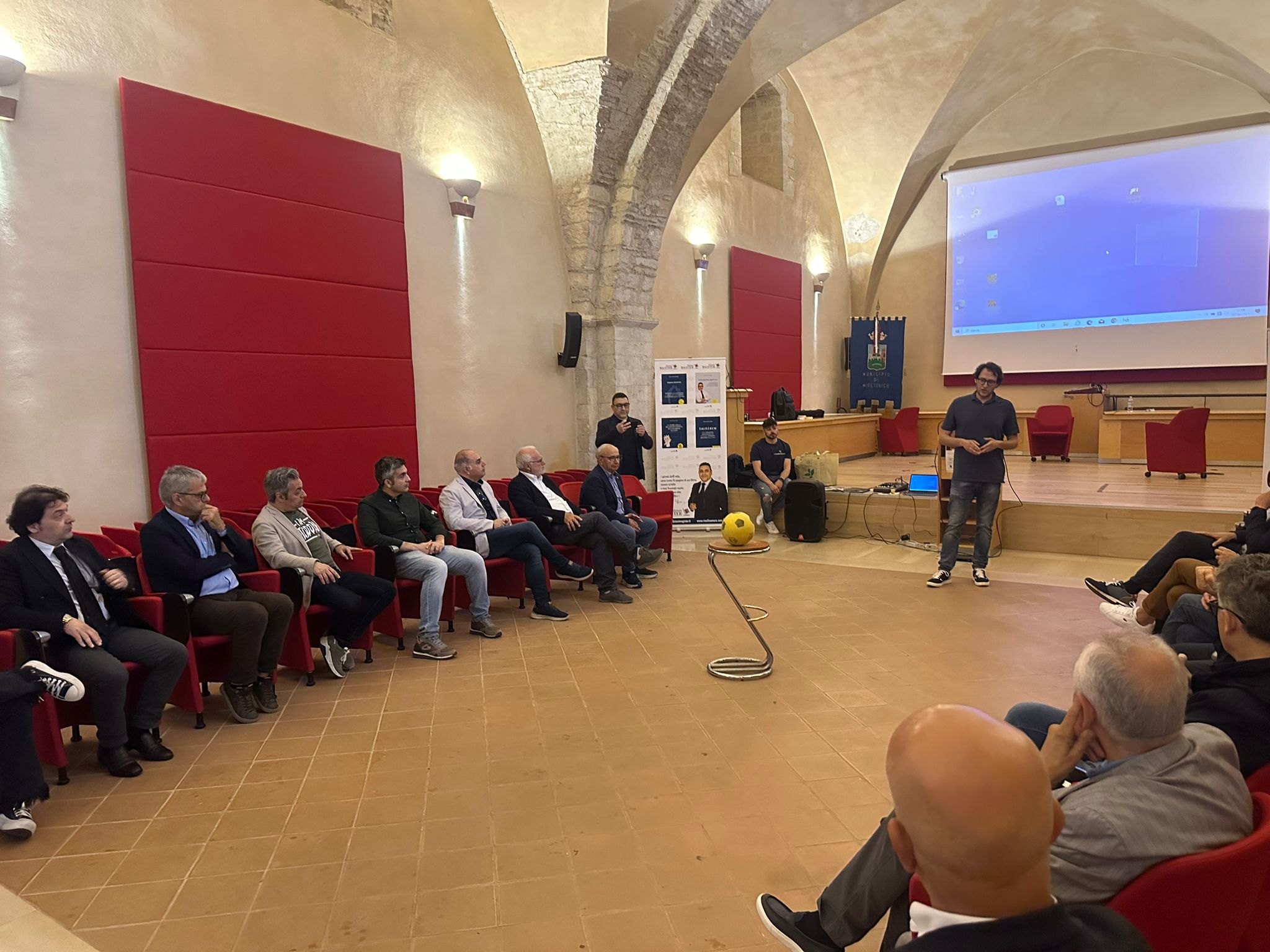 Federmanager Basilicata: con il workshop “Parole Potenti” i manager lucani sperimentano la comunicazione efficace al Castello del Malconsiglio