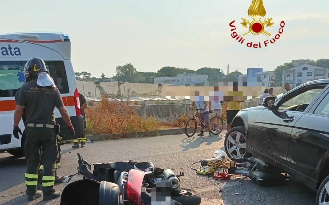 Auto contro scooter, incidente mortale a Policoro: perde la vita un 56enne