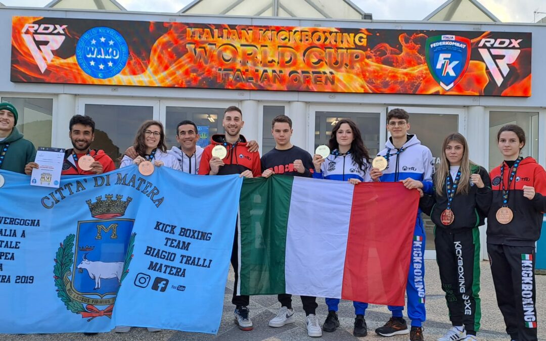 Italian Kickboxing World Cup, a Jesolo risultati eccellenti per gli atleti lucani guidati dal maestro e tecnico della Nazionale Low Kick Biagio Tralli